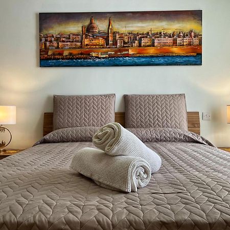 Pietà Charming Two Bedroom Apartment מראה חיצוני תמונה